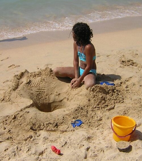 hole-in-sand.jpg